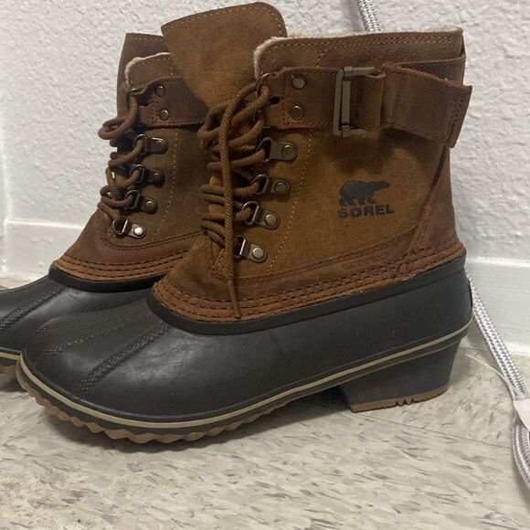 NWOT Sorel Fancy Lace II in Elk/Grizzly Bear - Picture 2 of 9